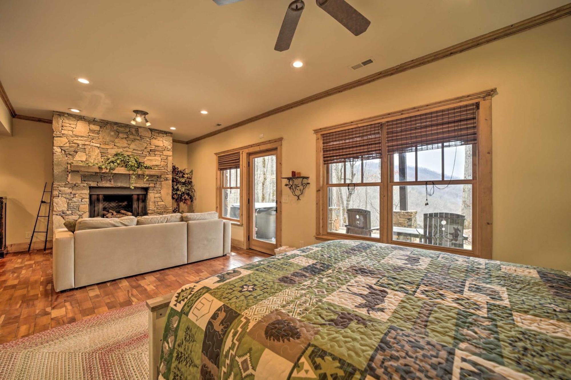 Luxury Cabin Rental In Franklin With Private Hot Tub Εξωτερικό φωτογραφία